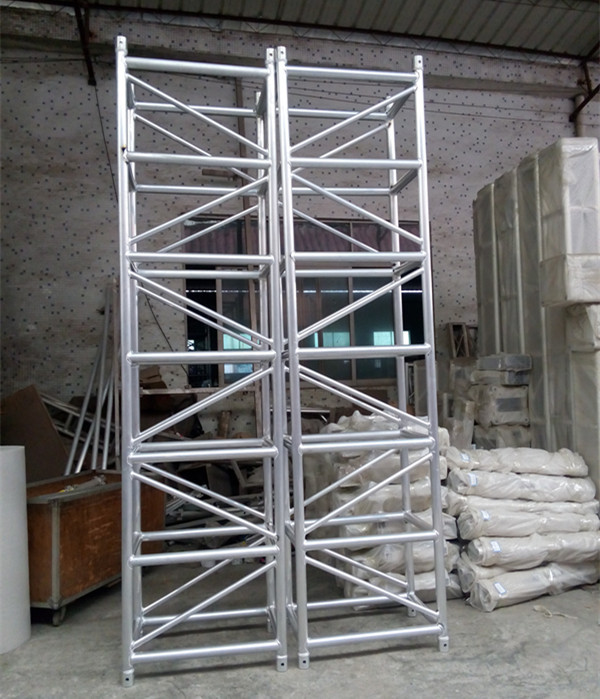 220*220 Minni Spigot Truss For Show , Exhibition , Truss Display Fireproof
