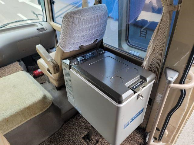 29seats Used Toyota Coaster Bus Mini Van Coach Bus Used 2TR Gasoline Engine