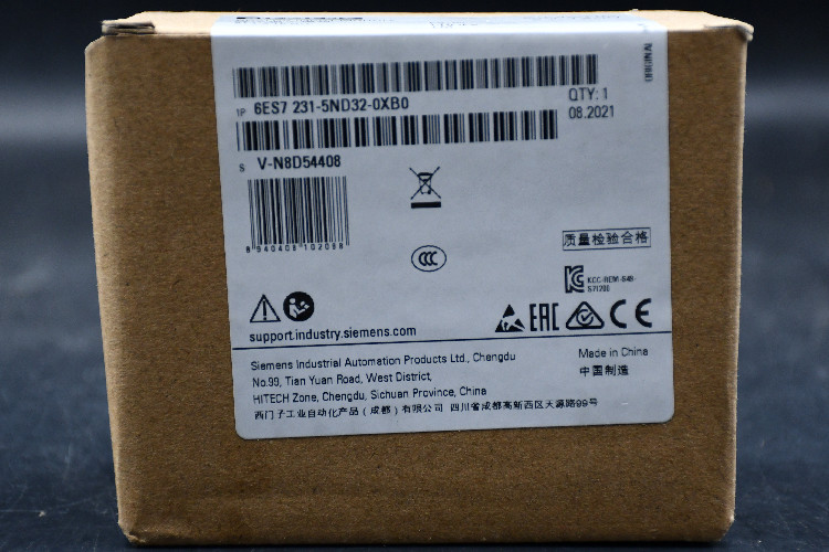 Siemens - PLC I/O Module for use with SIMATIC S7-1200, 100 x 45 x 75 mm, Analogue, IB IL 24 DI8/HD-XC-PAC, 24 V dc,