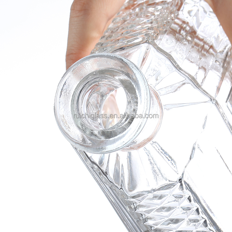 Hot Stamping Surface Handling Industrial Brandy Glass Liquor Bottles 250ml 500ml 750ml