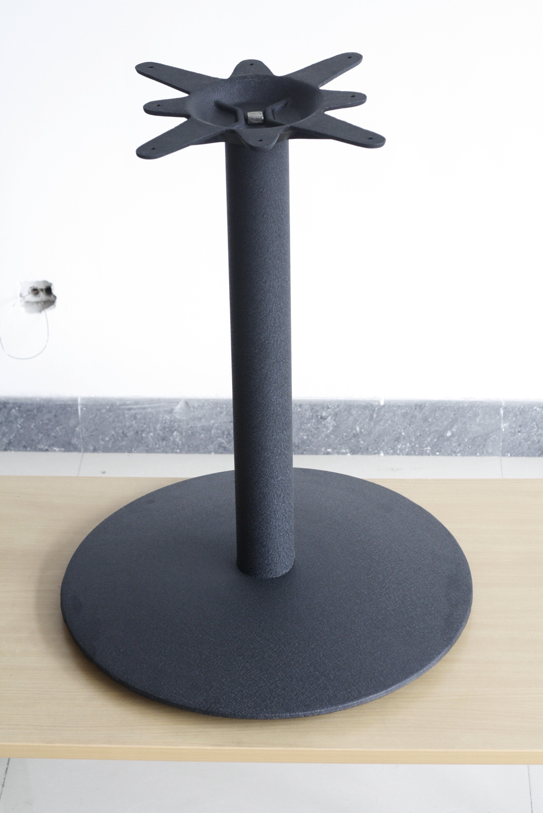 Metal Table legs Eco Friendly Black Wrought Iron Coffee Table Base Steady For Bistro