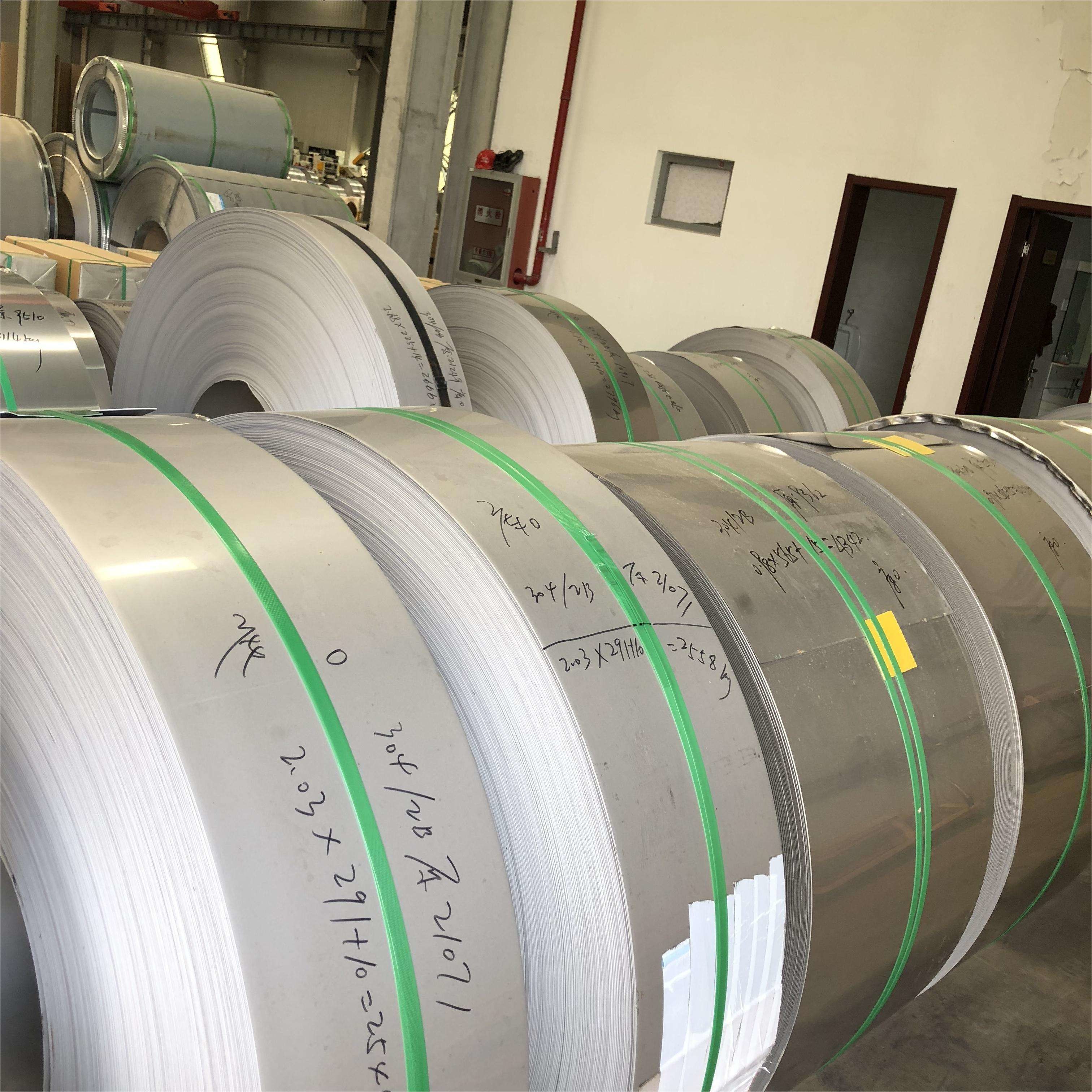 Mirror Polishing Hot Rolled Strip Steel SS201 304 5 Mm Thick Stainless Steel Strip
