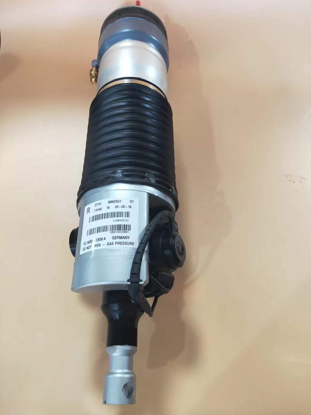 37106862551 37106862552 Car Shock Absorber Front Left Right For Rolls Royce Ghost