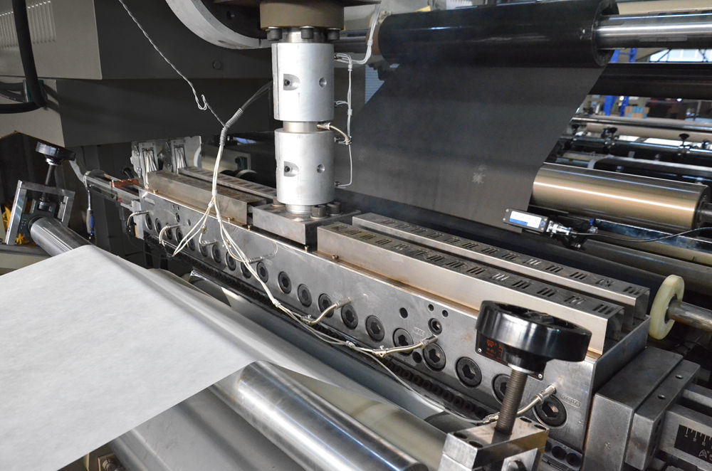China Supplier BOPP Thermal Film Lamination Machine PP PE Extrusion Laminating Machine for Paper/ Fabric /Aluminum Foil