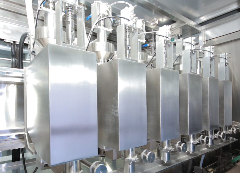 10 Liter 20 Liter Disinfectant Pesticide Filling Machine Line 6 Nozzles 680 Drums H 5-25L