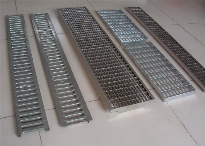Iso9001 Hot Dipped Galvanized 32*5mm Steel Walkway Grating