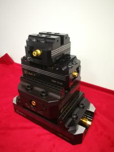  0.02mm 5 Axis Vise 60Nm Maual Self Centering Machine Vice 75100 Manufactures