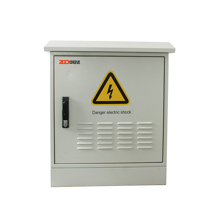 Traffic Light 2000VA Outdoor UPS System 0.97 Power Factor With Lead Acid Battery