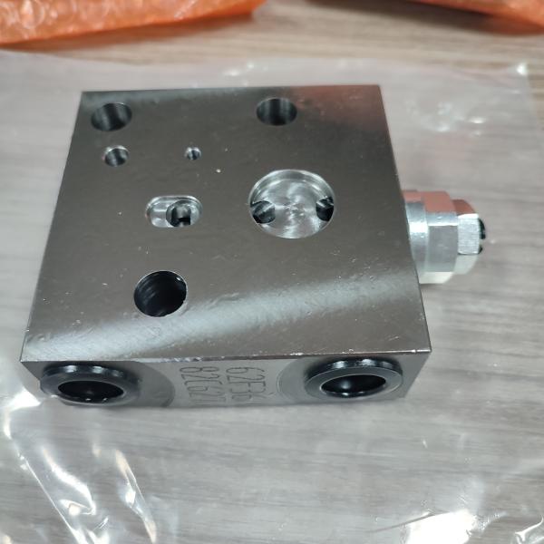 Self Reducing Valve Assy 723-40-71900 723 40 71900 723-40-70100 702-21-55310 for