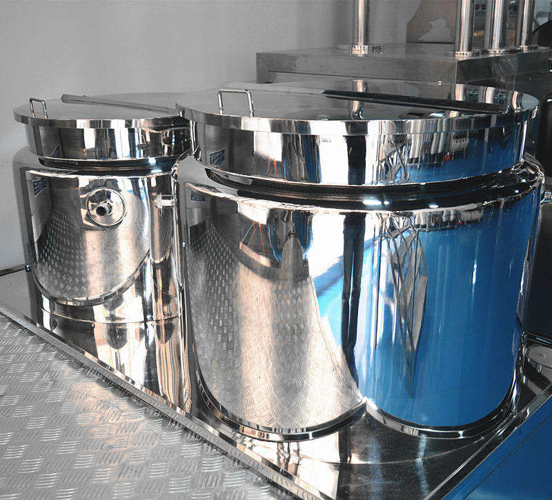 Ailusi 200 L Hydraulic Lifting Paste Blender Bottom Homogenizer Cosmetics Cream Making Machine Emulsifier Mixer