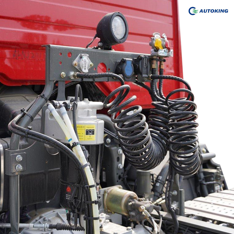 251-350hp Horsepower HOWO 8x4 Dump Truck With Normal Cruise Control And Long-Lasting Tires