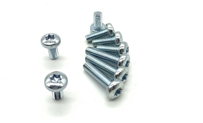 Alloy Steel Pan Head Torx Screws Zinc Plated With 0.4 Mm Thread Pitch