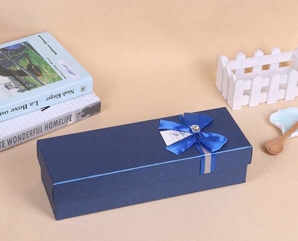 Factory manufacturer professional high Quality Luxury Recycled Folding Gift Paper Box,round packaging cardboard boxes fo