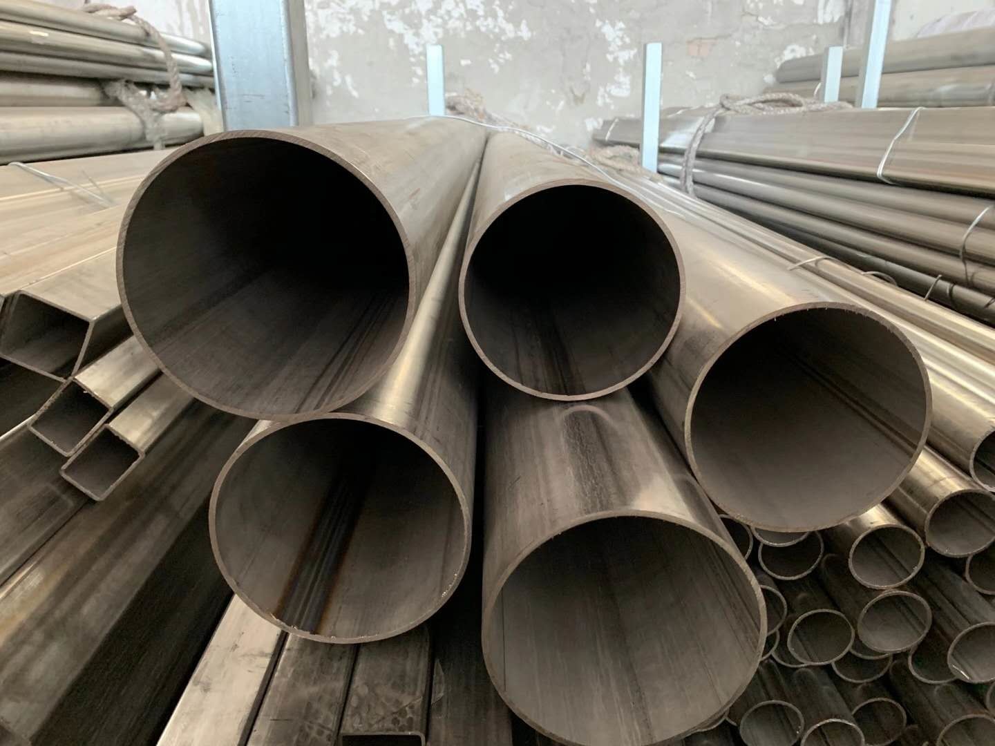 0Cr13AI Bright Cold Rolled 1mm BA Surface 405 Grade Stainless Steel Pipe