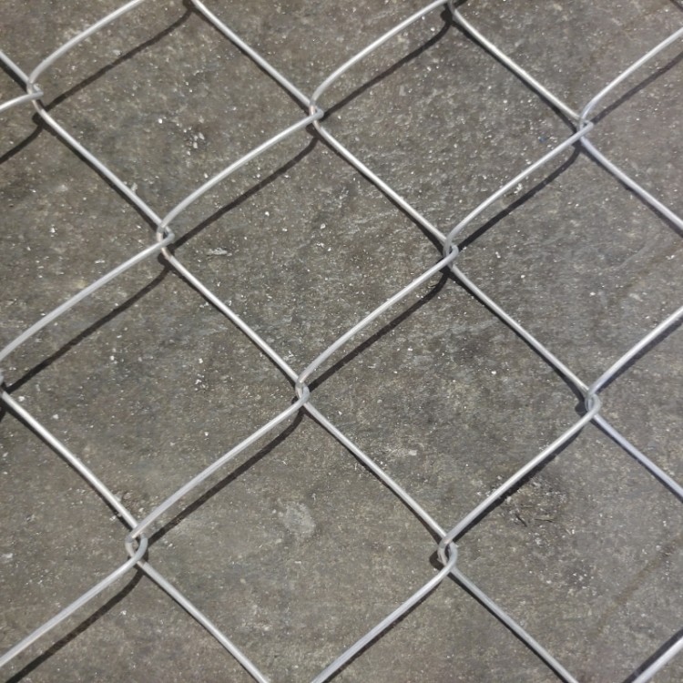 Hot Dip Galvanizing 4.5mm Chain Mesh Fencing Silver For Industrial Residential