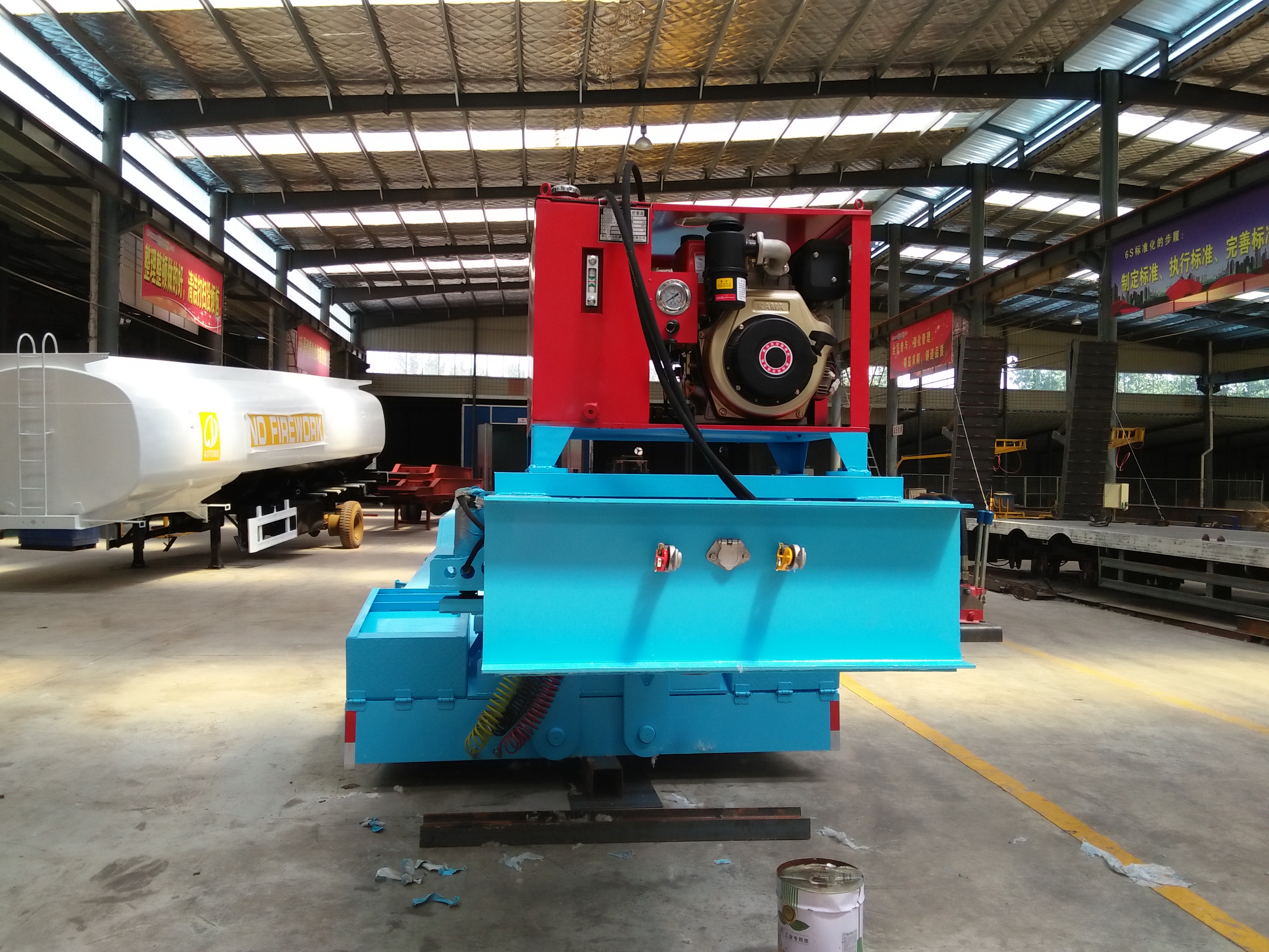 650-800mm Height 3 Axle 80T Front Loading Gooseneck Detachable Low Bed Trailer for Loading