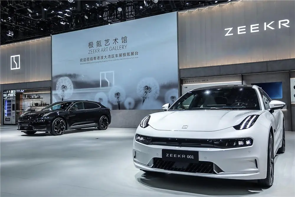 Electric Car Geely Zeekr 001 2023 2024 YOU ME WE EV Car 100kWh 670KM AWD 0km Used Cars Zeekr Auto Sports New Energy Vehicles