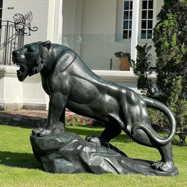 Bronze Roaring Tiger Statue Brass Copper Animals Sculpture Life Size Metal