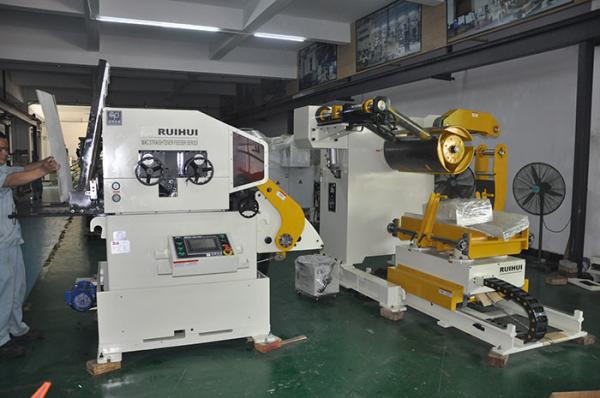 Coiled Metal Sheet Straightening Machine Unwinding For Auto Parts Production