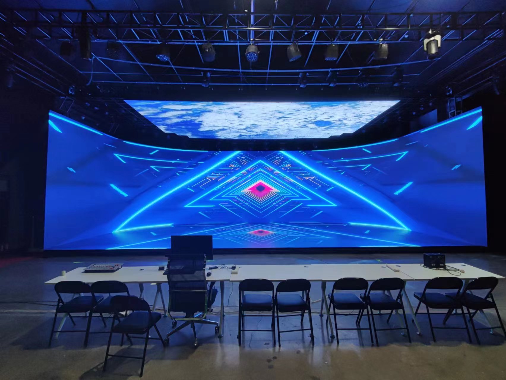 Full Color Indoor Rental LED Display P2.6 P2.604 For Concerts / Conferences