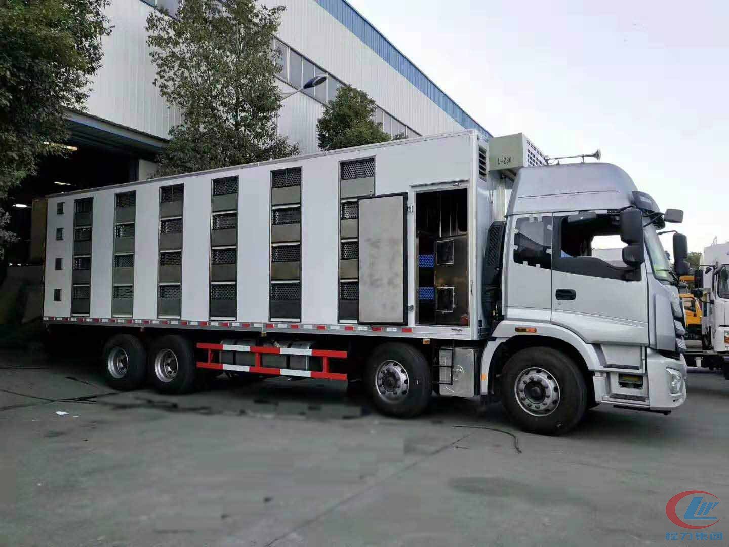 Auman Thermostatic 9.6m Livestock and Poultry Transporter Livestock and Poultry Transporter Truck