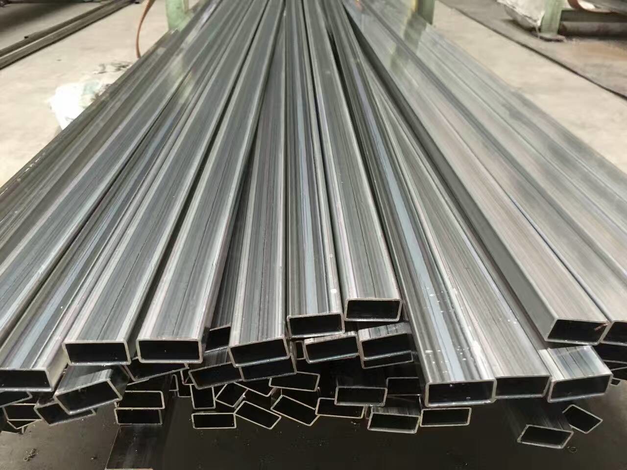 Seamless 2x2 Stainless Steel Square Tubing 304 304L 316L 316 TP316L