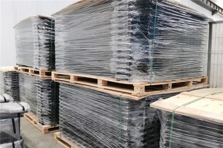 60X60mm Metal Tubular Fencing Aluminium Steel Ornamental Loop Top