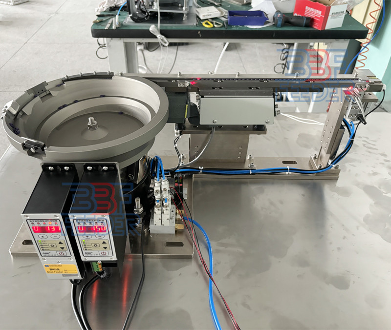 Rotating Vibratory Bowl Feeder Stable Speed Automatic Silicone Stoppers Parts Feeder