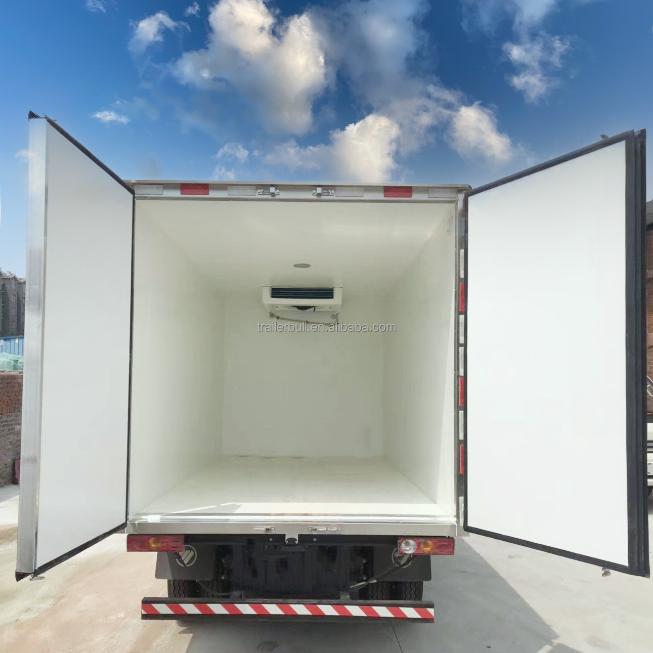 FRP-XPS Special Transportation Refrigeration Truck Box Body For Health Outdoor Cold Rooms