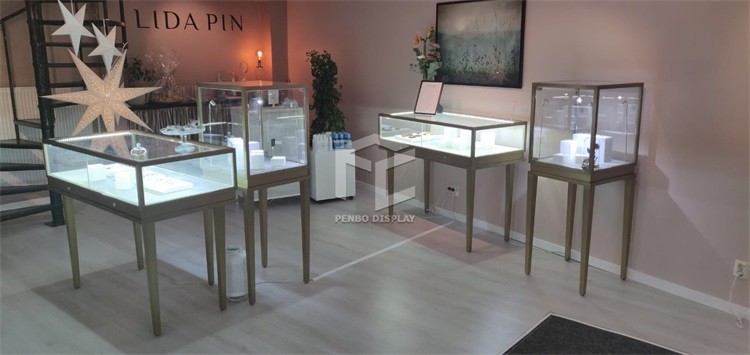 Penbo 1200*400*1050 Glass Jewelry Shop Furniture Counter Glossy