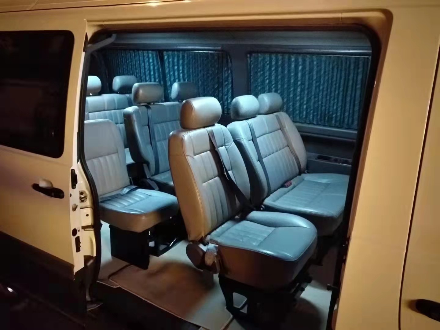 15 Seats Mini Bus Price Mercedes-Benz Small Used Bus