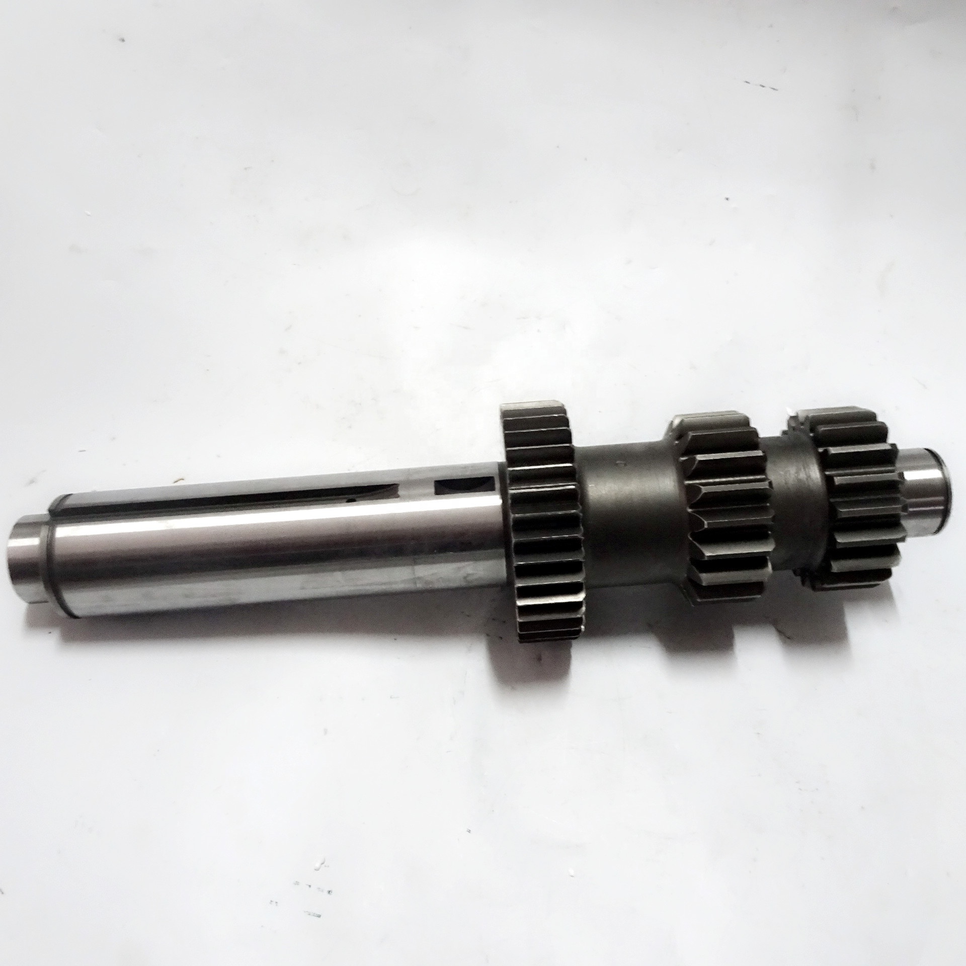 12JS200T-1701048 FAST gearbox middle shaft, intermediate shaft SHACMAN PART