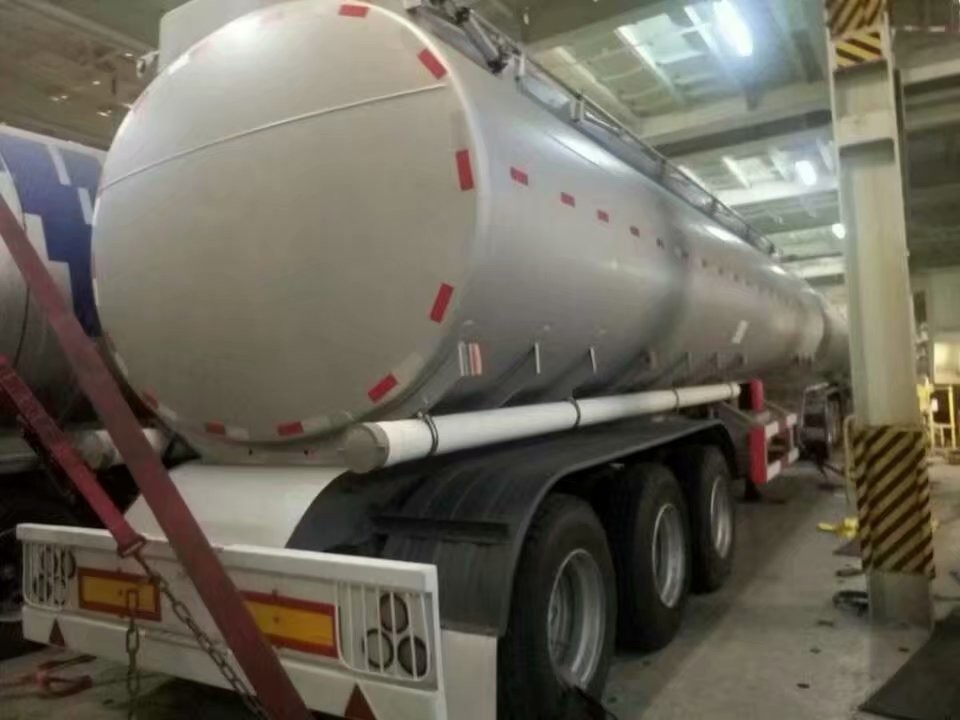 3 axles 33000L / 45000L Oil Tanker Truck/ Petroleum Tank Semi-Trailer ,Stainless steel