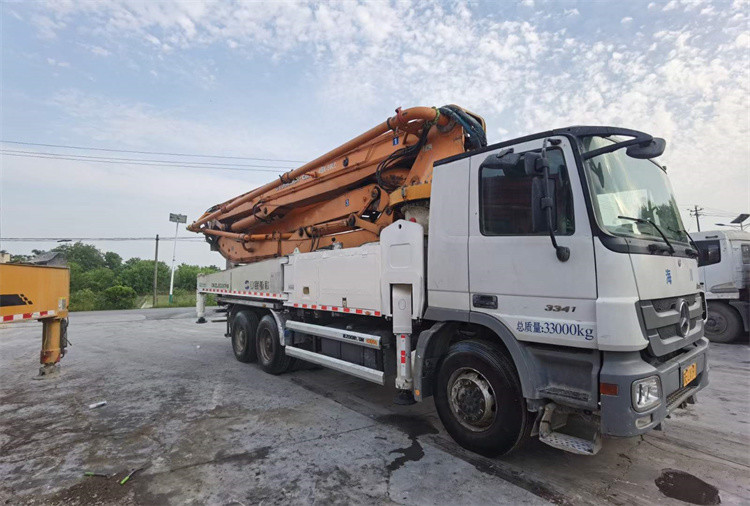 Used Zoomlion Putzmeister P30 Concrete Pump 38.8T 52m 47m