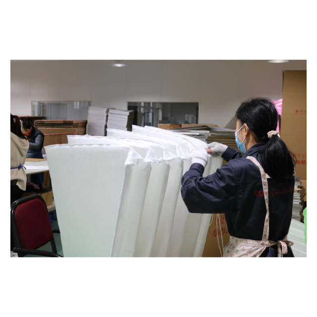G4 Customized Size Fiberglass Paper Air Filter Material Pocket Filter Bag For Odor Remover