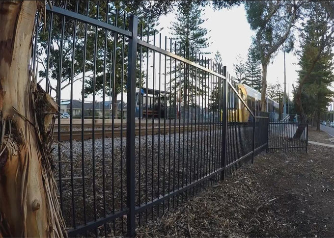 Crimped Spear Perth Steel Garrison Fence / Australia Security Commerical Garrison Fence Panel / Black Garrison Fence
