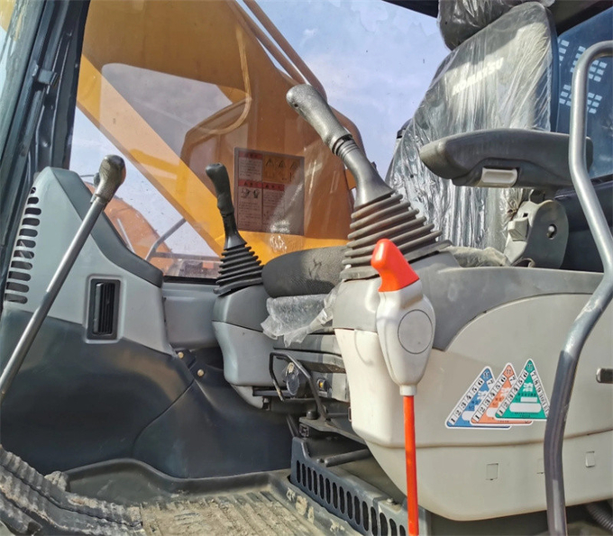 400L Fuel Used Large Excavator 6 Cylinders Huge Mining Excavator