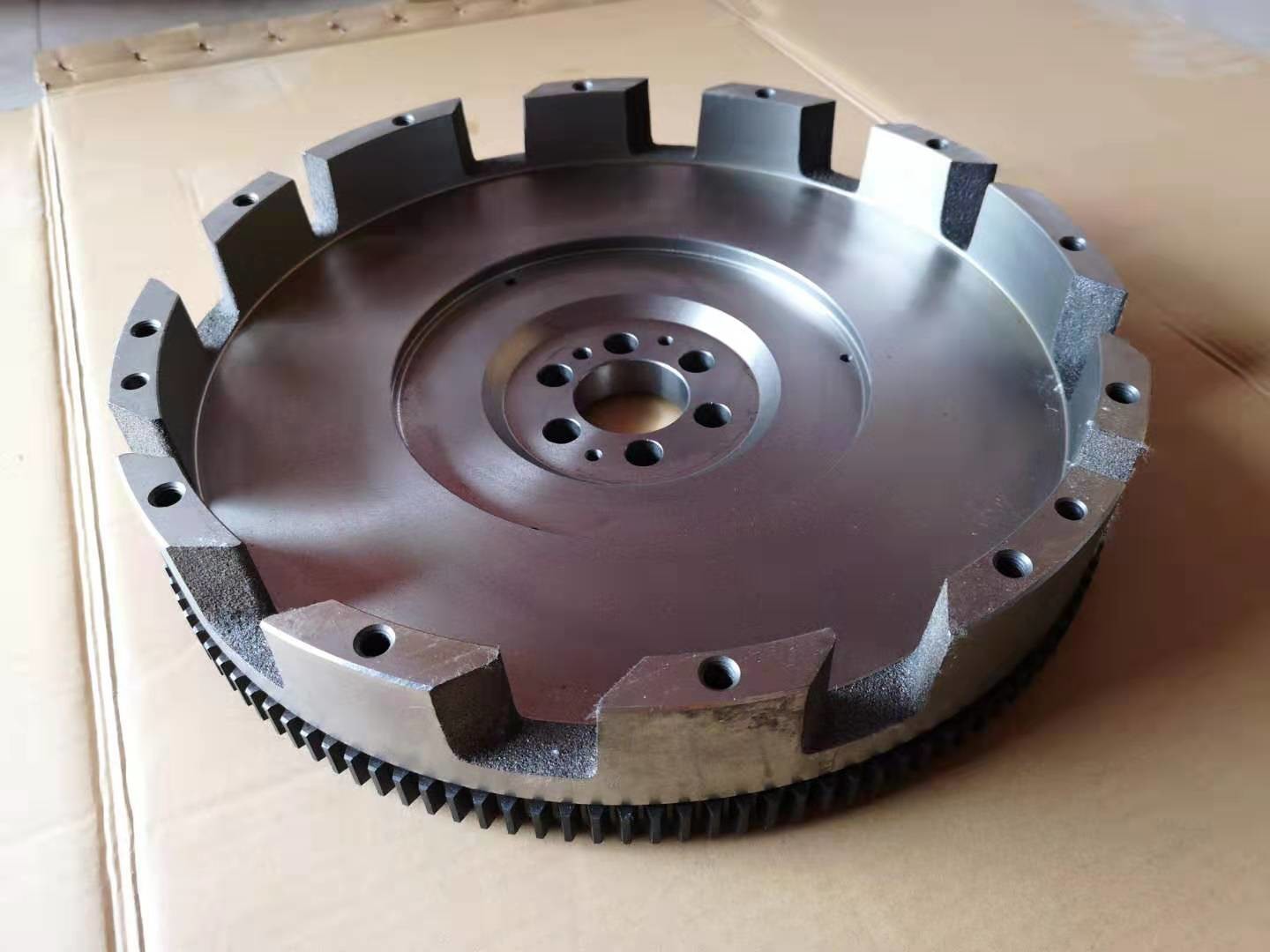 Hino Engine EF750 ISUZU Flywheel 134502395 Clutch Cover Connect Holes 12 Gear Ring 137