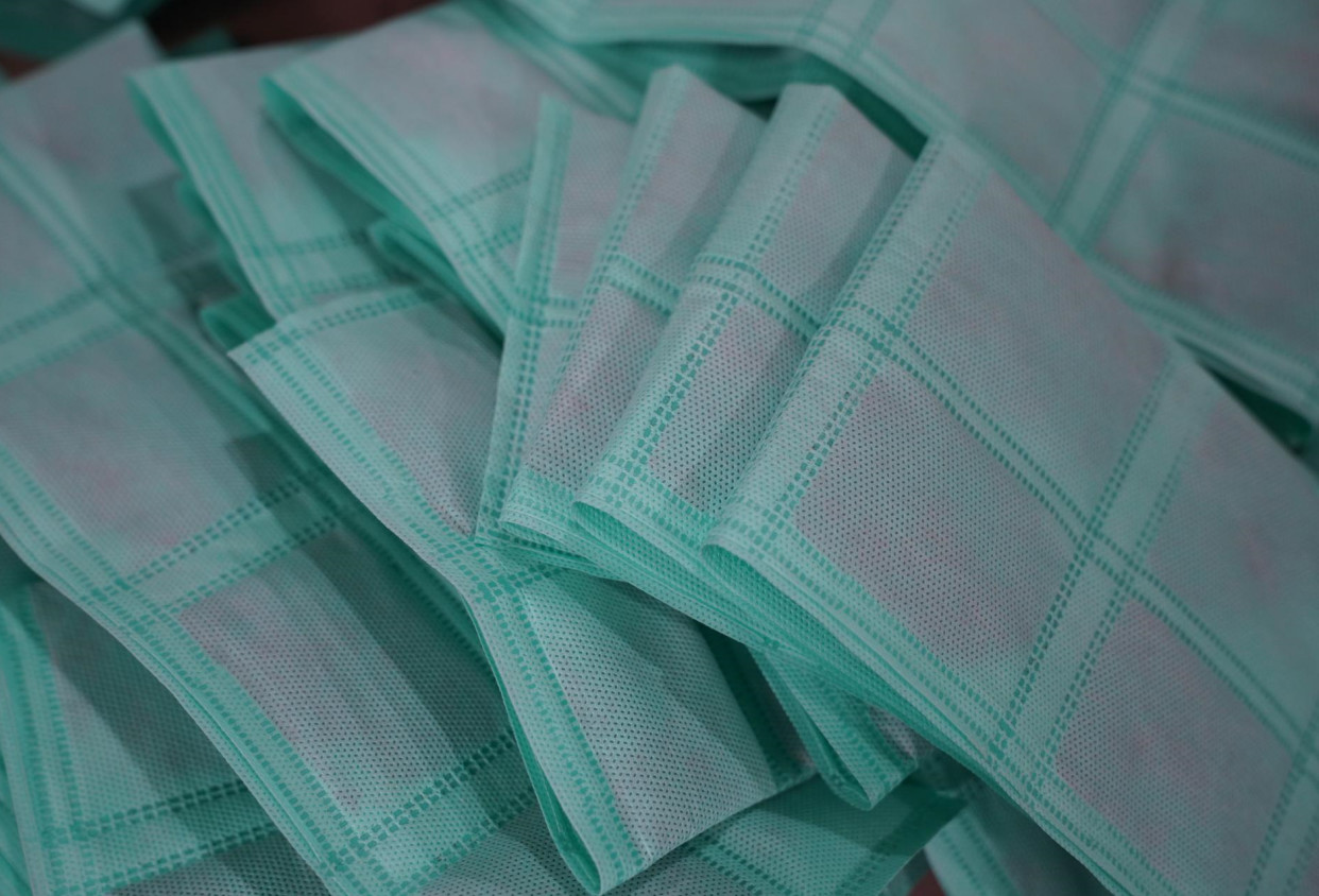 Customized Automatic Ultrasonic Sealing Packaging Machine For Car Desiccant Bag Bed Sachet Sofa