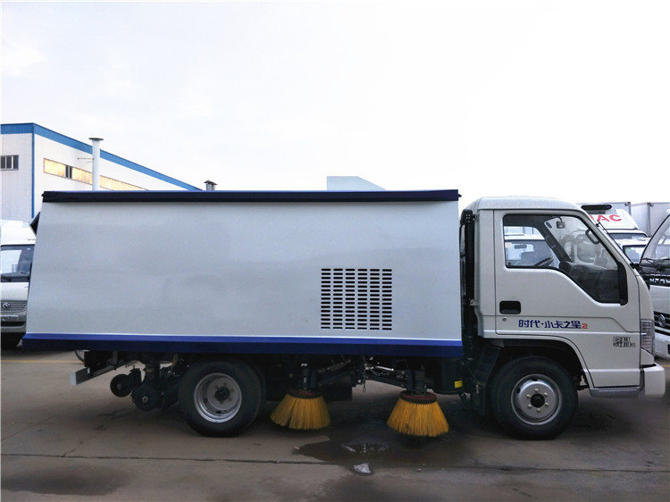 4*2 Foton Mini Road Sweeper Truck 2.5m3 Street Cleaning Trucks