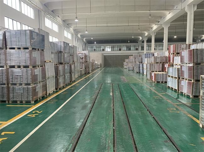 SPC Luxury Vinyl Plank Flooring 5mm Thick 6.5mm 5.5mm
