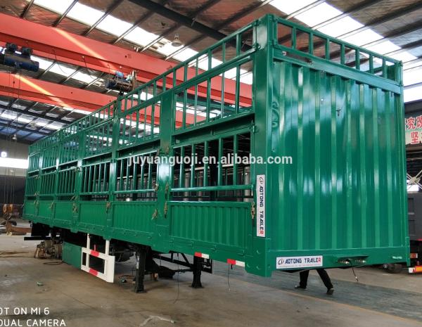 3 Axles Fencing Livestock Horse Carriage Semi Trailer in Liangshan With High