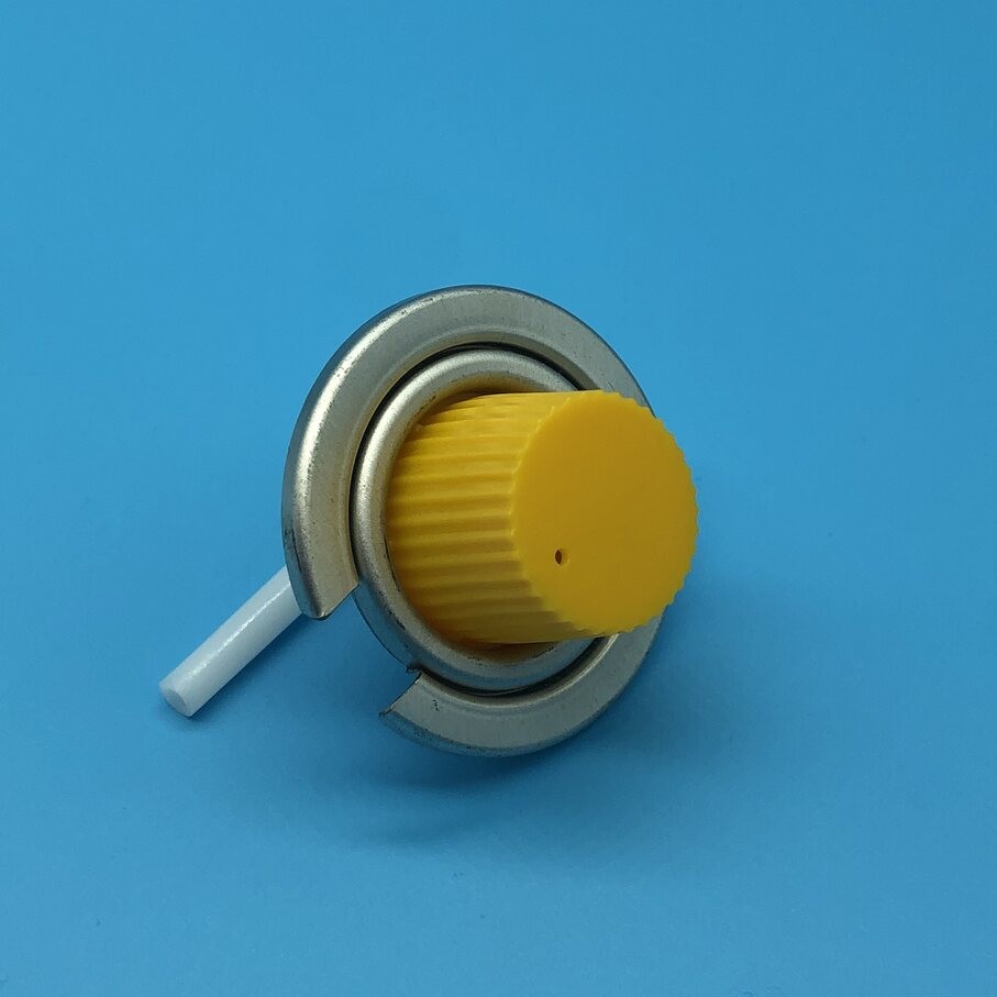 Compact Portable Valve for Gas Canisters - Ideal for Camping Trips