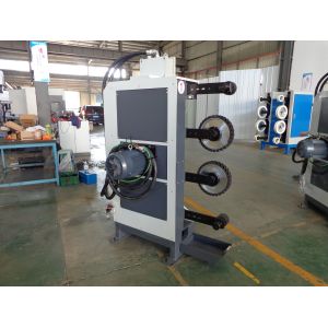 The robot belt sander is mainly used for polishing and polishing in the hardware