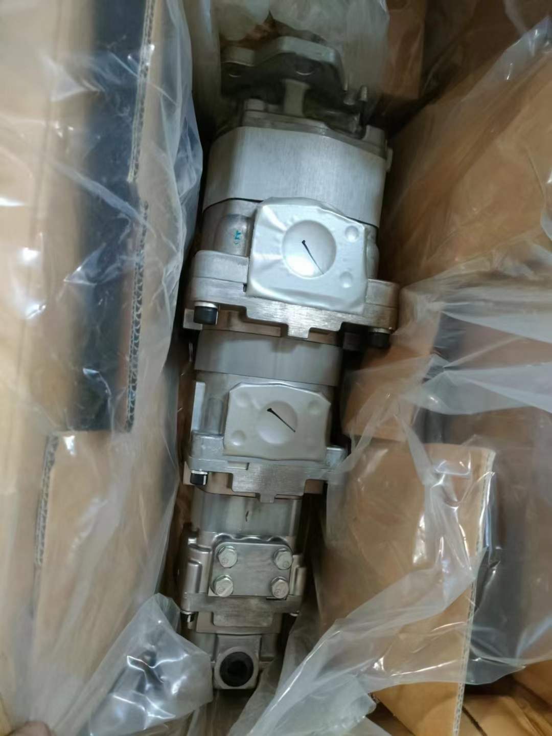 Hydraulic Gear Pump Wheel Loader WA320-5-6 Hydraulic Gear Pump 705-56-36050705-56-36051