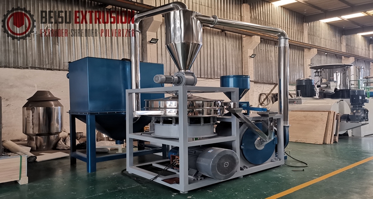8mm Feeding Size High Speed PVC Pulverizer Milling Machine For Food Processing