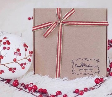 Customized Recycled Paper Board Color Apparel Corrugated Shipping Box Clothing Mailer Box