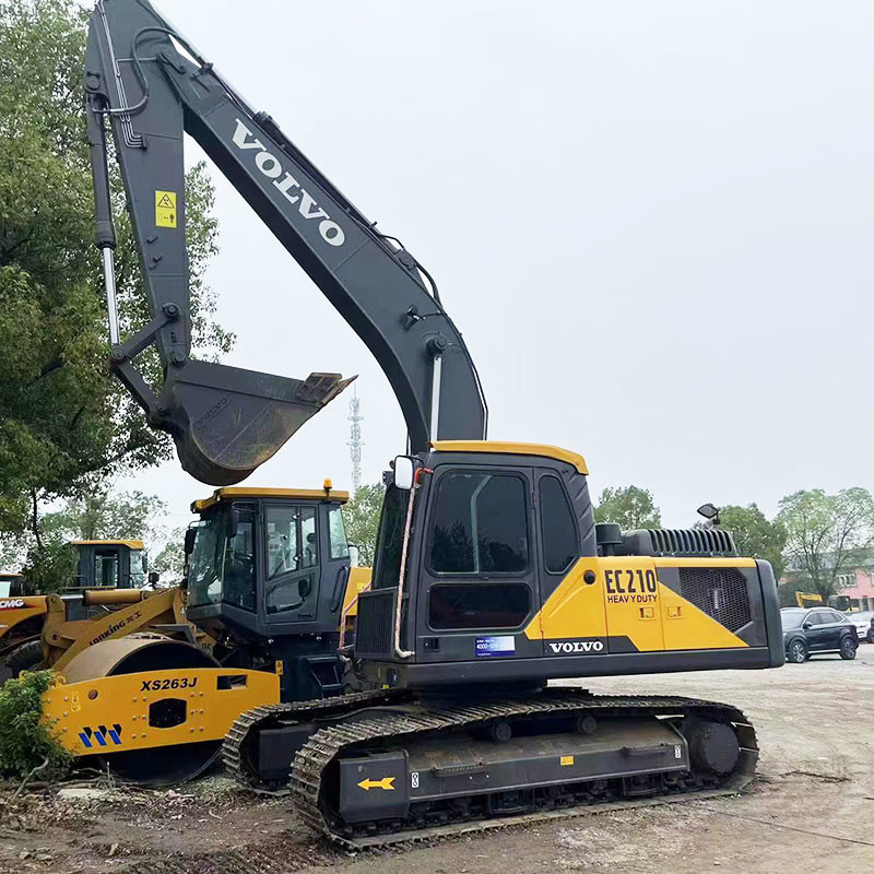 EC210 Used Volvo Excavators 21 Ton 1.0m3 Bucket Capacity 300L Fuel Tank