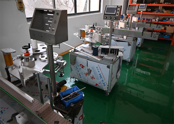 Pharmaceutical Labeling Machine Fully Auto Labeling on vials, ampoules with PLC control