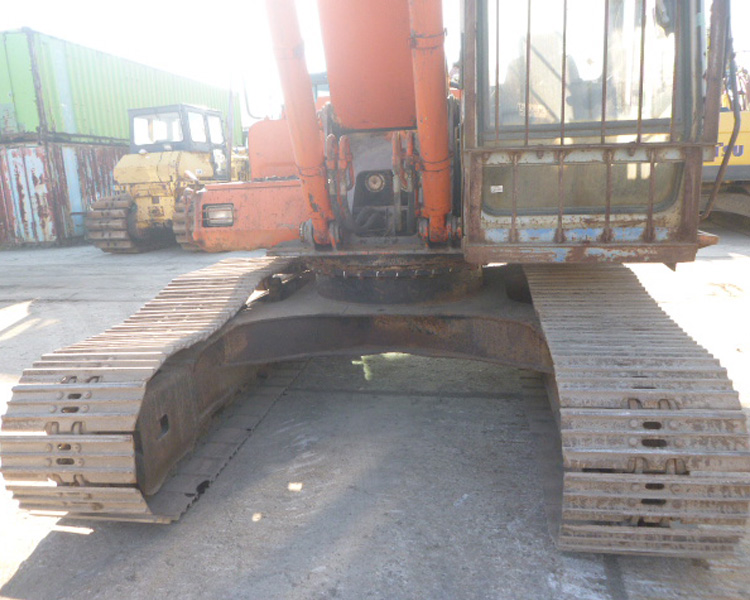 Infront Excavator Japan Original Hitachi EX200 Crawler Excavator for Your Requirements